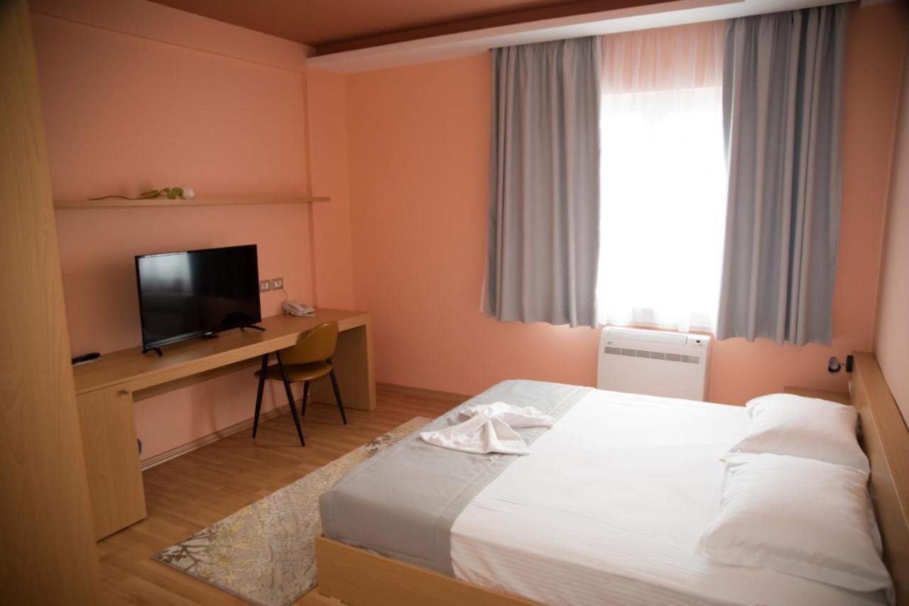 Elite Hotel Поградец Стая снимка