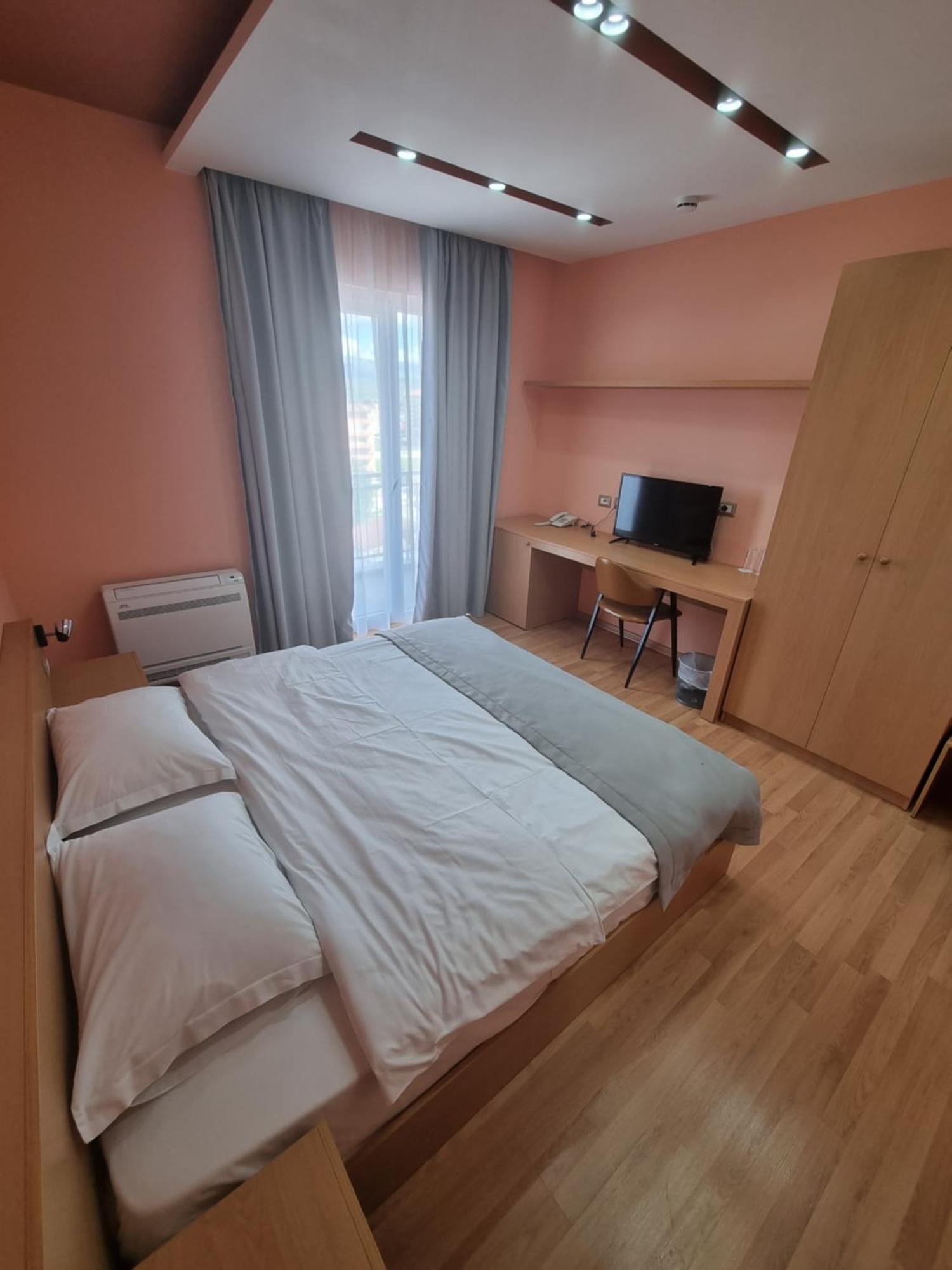 Elite Hotel Поградец Стая снимка